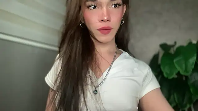 Snapshot of Misselliefayexxx chatting on 01-12-26, 09:42 Misselliefayexxx online show from 01-12-26, 09:42