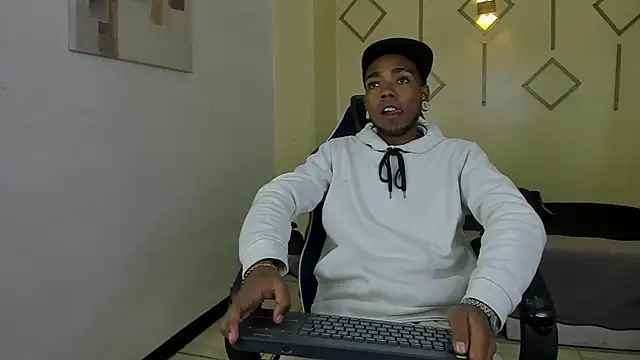 CollemanStone online show from 12-23-25, 03:48