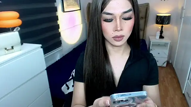 solana imani online show from 10-05-25, 04:05