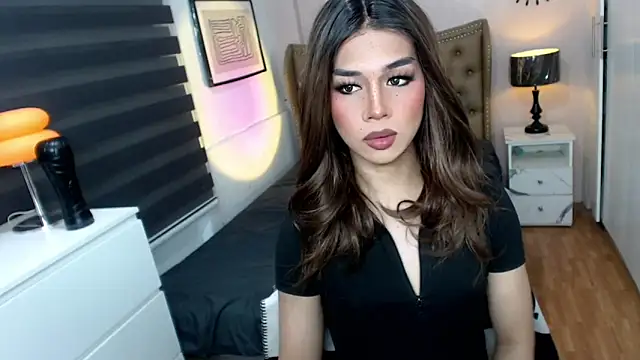 solana imani online show from 10-17-25, 02:41