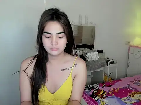 Alovelydoll nica online show from 04-04-26, 12:31