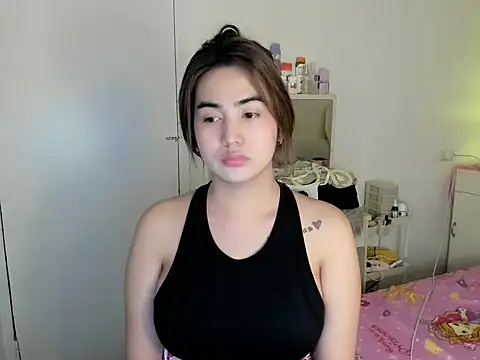 Snapshot of Alovelydoll_nica chatting on 07-26-26, 11:44 Alovelydoll nica online show from 07-26-26, 11:44