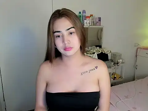 Snapshot of Alovelydoll_nica chatting on 07-30-26, 12:37 Alovelydoll nica online show from 07-30-26, 12:37