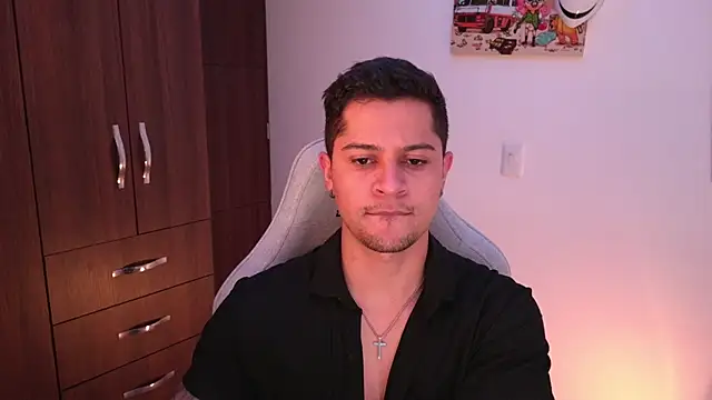 domsantiago  online show from 11-02-25, 01:41