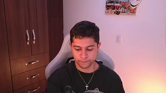 domsantiago  online show from 11-11-25, 02:44