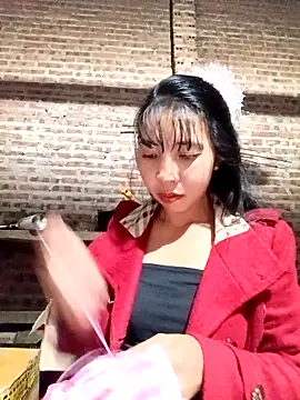 emaame68 online show from 11-11-25, 01:00