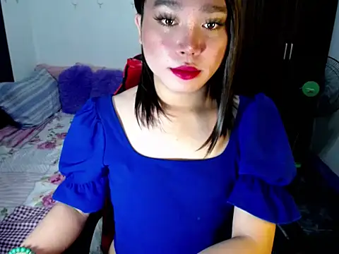 Urassiansweetcummer online show from 09-26-25, 02:26