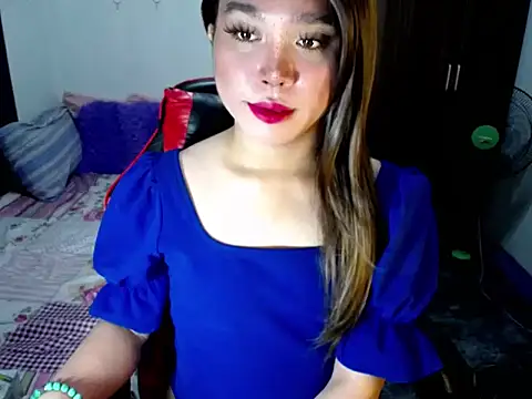 Urassiansweetcummer online show from 10-09-25, 02:20