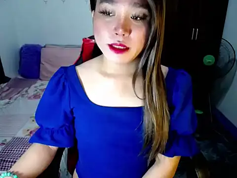 Urassiansweetcummer online show from 10-11-25, 01:49