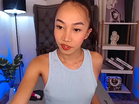 Sweet kittyxx online show from 12-04-25, 06:44