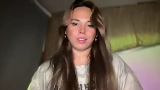 Snapshot of goddessofalltime chatting on 10-05-25, 05:33 goddessofalltime online show from 10-05-25, 05:33