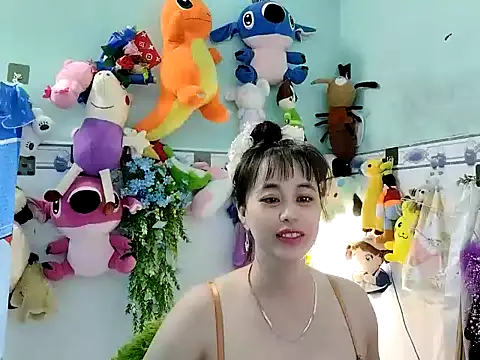 emgaixinhngoan online show from 11-25-25, 02:00