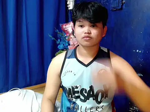 Reynelcock online show from 01-08-26, 04:09