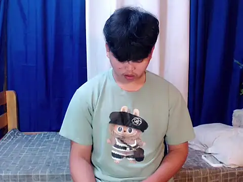 Reynelcock online show from 02-05-26, 06:12