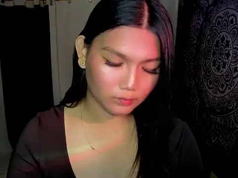 Lou heart online show from 02-02-26, 12:09