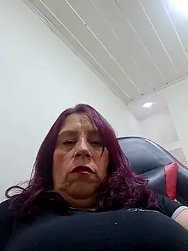 Snapshot of Chantalvedette chatting on 05-24-26, 03:17 Chantalvedette online show from 05-24-26, 03:17
