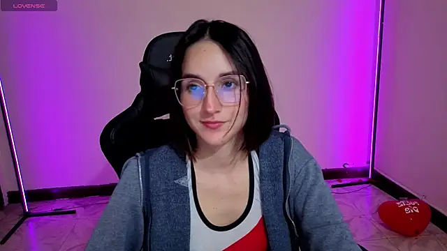 MiaLozanox online show from 09-30-25, 08:19