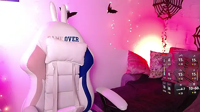 hinnata lovely online show from 10-15-25, 12:05