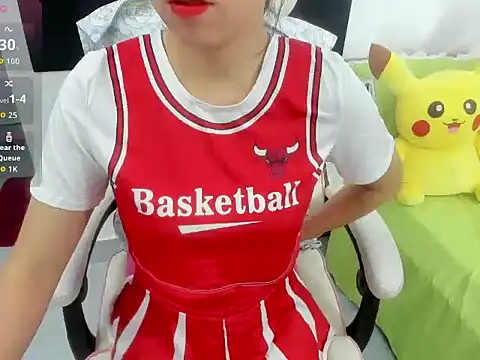 Snapshot of LuckyBabe_new01 chatting on 09-17-25, 02:30 LuckyBabe new01 online show from 09-17-25, 02:30