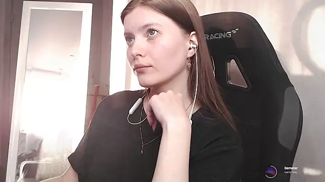 cute elfy  online show from 09-21-25, 02:40