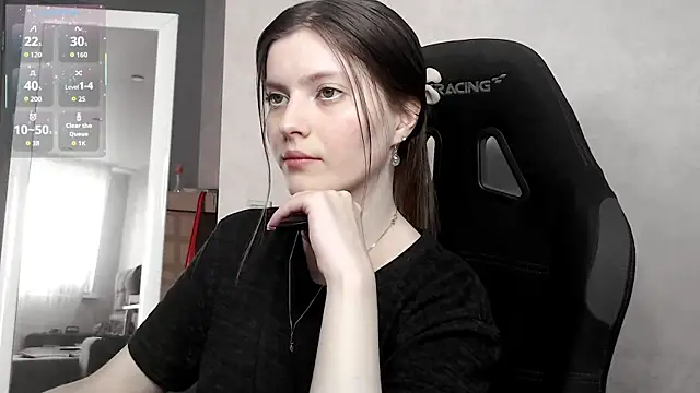 cute elfy  online show from 09-24-25, 02:09