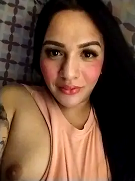 enoria1992 online show from 12-18-25, 03:29