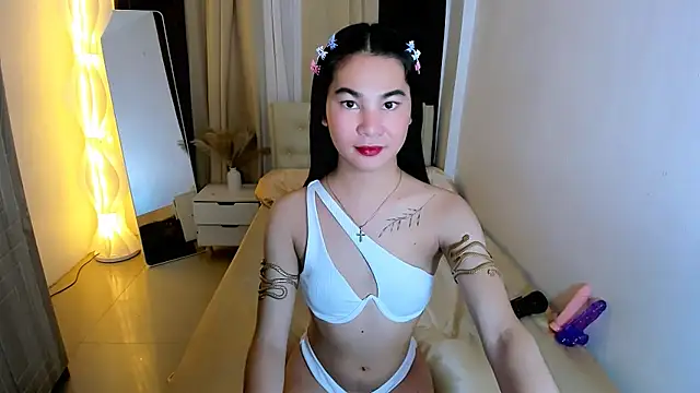 Snapshot of hotjessieempress chatting on 09-10-25, 06:30 hotjessieempress online show from 09-10-25, 06:30