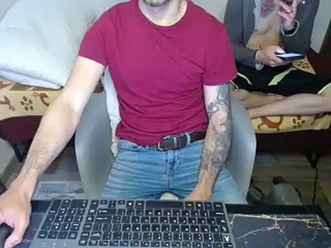 bossking017 online show from 02-01-25, 04:11