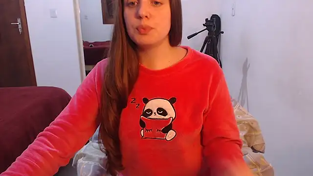 Snapshot of angell_apolo chatting on 10-21-25, 02:34 angell apolo online show from 10-21-25, 02:34