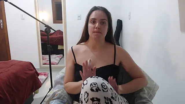 Snapshot of angell_apolo chatting on 10-31-25, 02:23 angell apolo online show from 10-31-25, 02:23