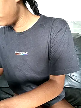 Snapshot of Cataleya_ja chatting on 11-12-25, 01:00 Cataleya ja online show from 11-12-25, 01:00