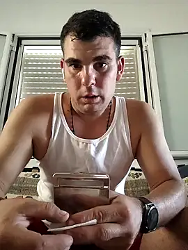 Snapshot of m702d-gr chatting on 09-22-25, 03:03 m702d-gr online show from 09-22-25, 03:03