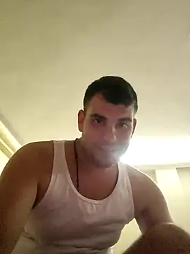 Snapshot of m702d-gr chatting on 09-25-25, 01:48 m702d-gr online show from 09-25-25, 01:48