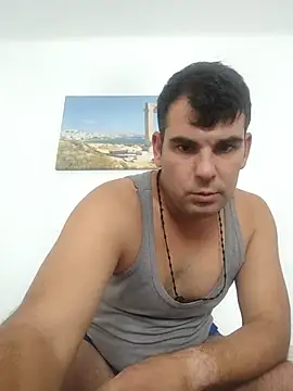 Snapshot of m702d-gr chatting on 10-08-25, 08:12 m702d-gr online show from 10-08-25, 08:12