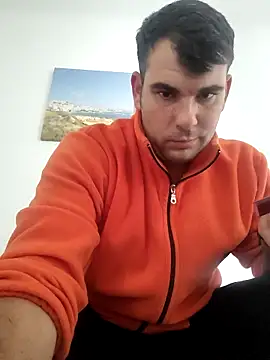 Snapshot of m702d-gr chatting on 11-06-25, 10:16 m702d-gr online show from 11-06-25, 10:16