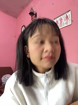 Daisy018 online show from 09-27-25, 04:06