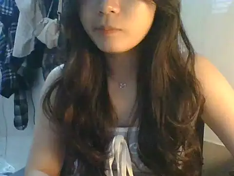 Snapshot of Linzly chatting on 09-18-25, 09:00 Linzly online show from 09-18-25, 09:00