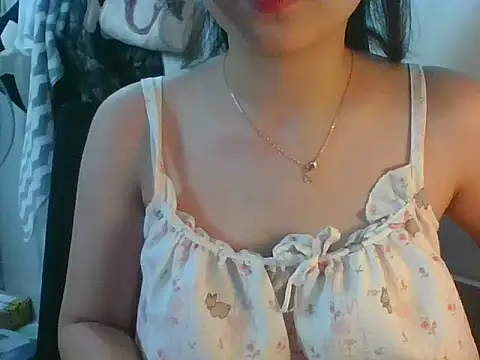 Snapshot of Linzly chatting on 09-23-25, 03:20 Linzly online show from 09-23-25, 03:20
