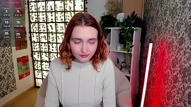 Elis Cherry online show from 10-18-25, 02:14