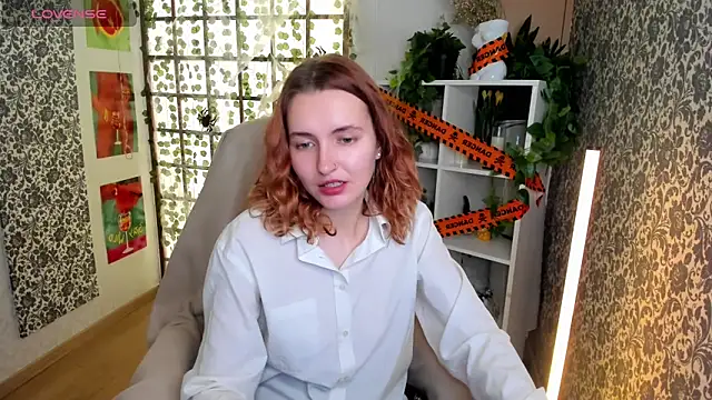 Elis Cherry online show from 11-12-25, 02:23