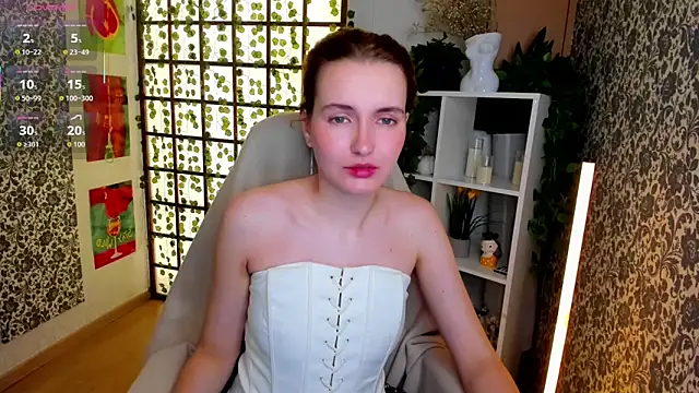 Elis Cherry online show from 11-30-25, 01:53