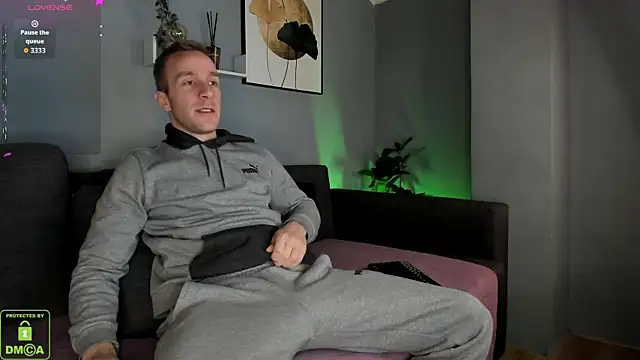 Buddy Forman online show from 10-28-25, 06:28