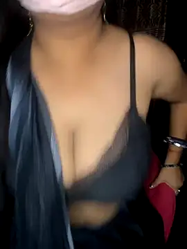 Snapshot of prisha944 chatting on 09-12-25, 04:07 prisha944 online show from 09-12-25, 04:07