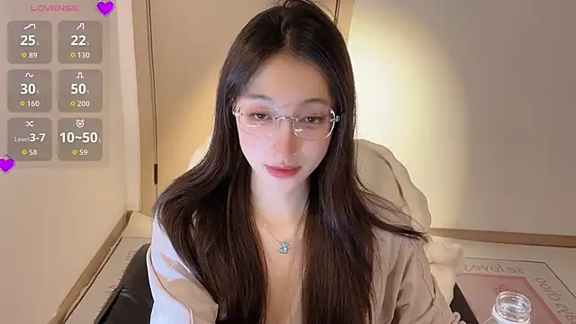 Snapshot of Seraphina-se chatting on 01-19-26, 11:25 Seraphina-se online show from 01-19-26, 11:25