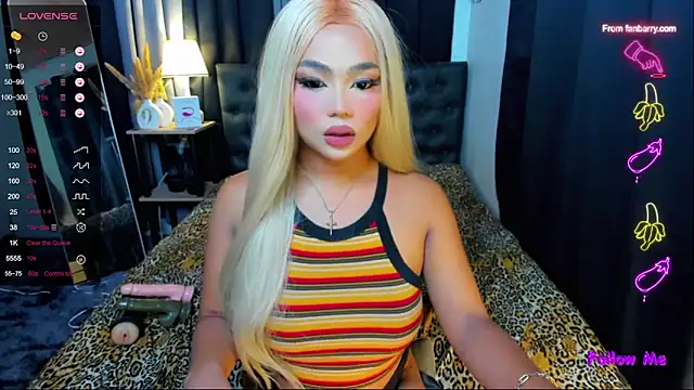 ScarletgraysonX online show from 09-24-25, 04:49