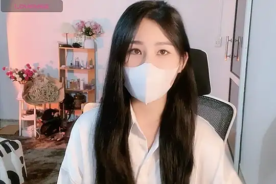    Daisy    online show from 10-11-25, 01:09