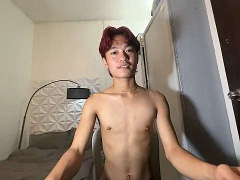 Snapshot of ur_little_secret chatting on 09-15-25, 01:55 ur little secret online show from 09-15-25, 01:55