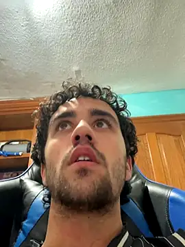 aavrdvh33 online show from 12-14-25, 01:55