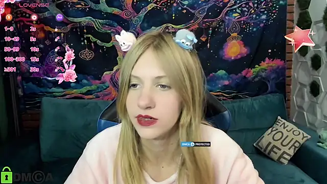 Snapshot of Olisa_fox chatting on 09-14-25, 07:02 Olisa fox online show from 09-14-25, 07:02