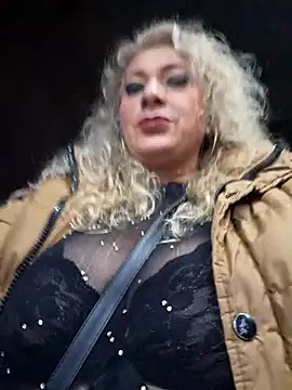 sofiacurvy 45 online show from 11-30-25, 12:25